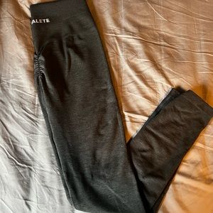 Titanium alphalete amplify leggings